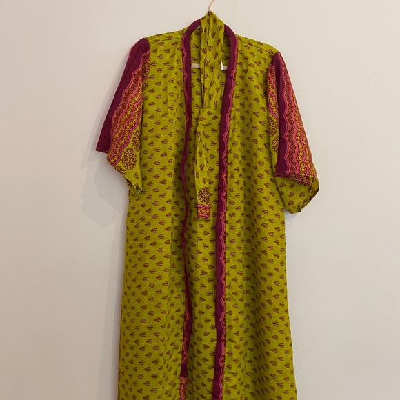 Silk Sari Robes - Picture 8 of 10